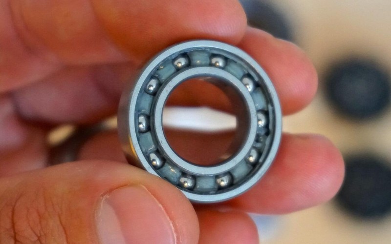 Cartridge bearings
